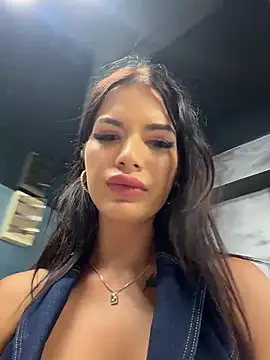 Chat XXX Live RaniaSnow