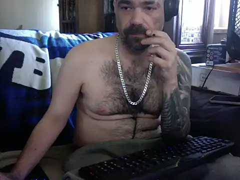 Czat XXX na żywo – KinkyTOMan