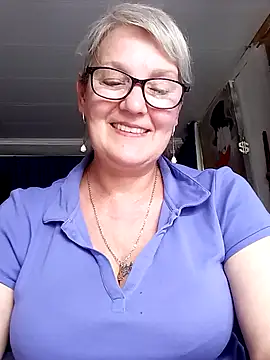 irinamaux Chat XXX in diretta