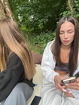 _Monic_n Live XXX chat
