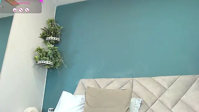 SharisWillian's Live XXX Chat