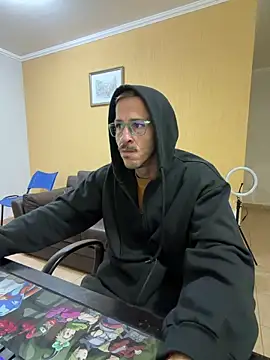 MeladoDiMel élő XXX-chatje