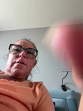 XXX chat uživo modela Angel-LinaX