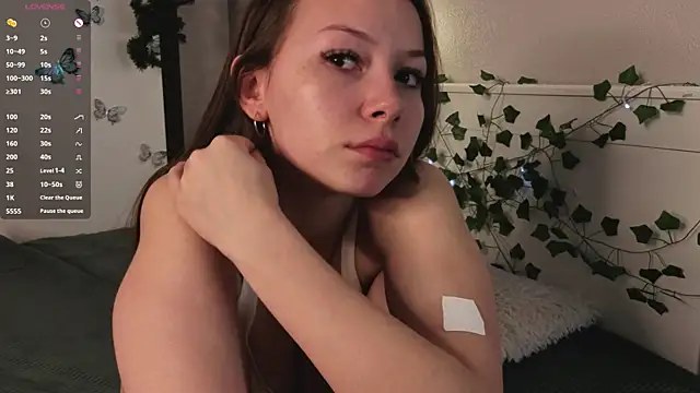 BlushinBloom Live XXX-Chat