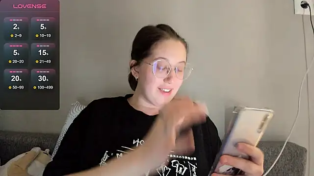 Charmy_Gracy's Live XXX Chat