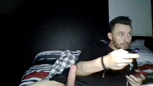 Mikecloudyhawk XXX чат на живо