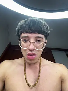 Czat XXX na żywo – ArthurDavies21