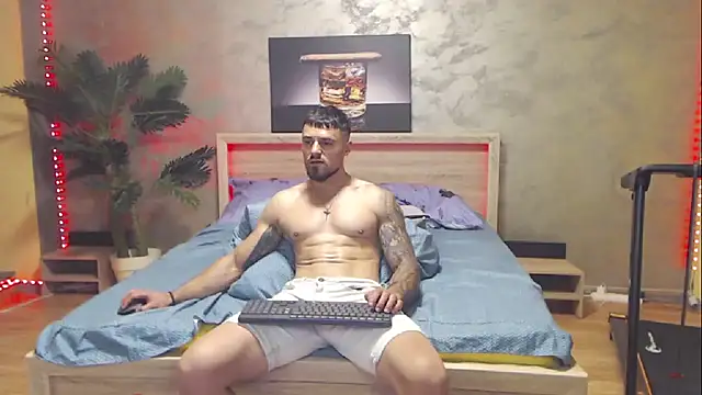 Tiberius_hunk Chat XXX live
