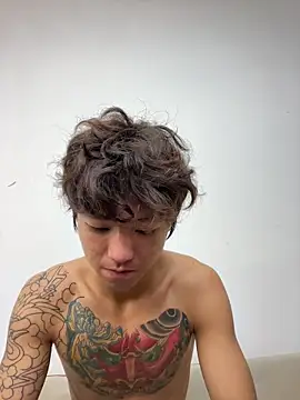 -OvO- Chat XXX in diretta