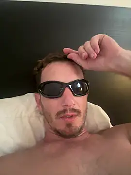 Oliverhnt live XXX chat