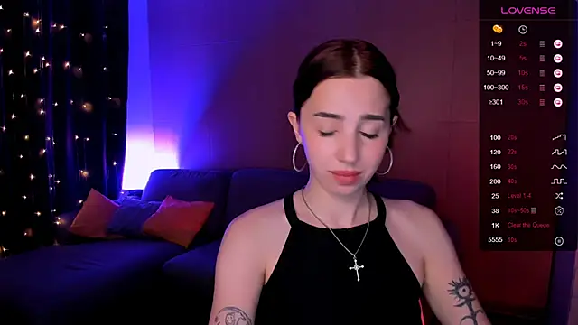 Chatroom XXX en direct de CharliGrace_