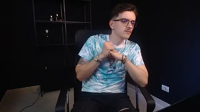 Chat XXX ao vivo de FelixStarkk