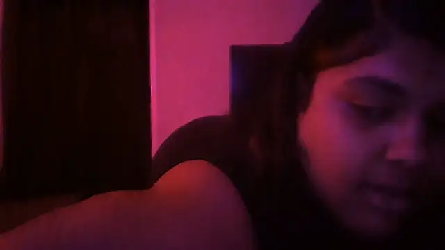 1n0nlythroat's Live XXX Chat