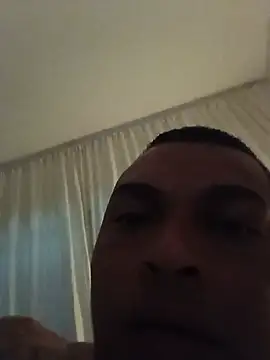 Show de VitorBDote23cm na webcam