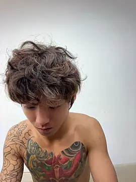-OvO- Adlı Modelin Canlı XXX Sohbeti