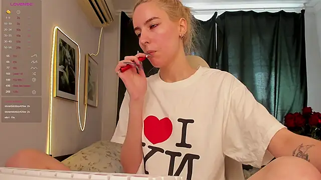 Fire_moth Live XXX Chat