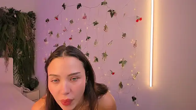 XXX chat uživo modela Black_Jenny
