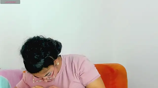 XXX chat uživo modela moana_taylor