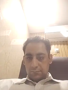 chuby38male Adlı Modelin Web Kamerası Şovu