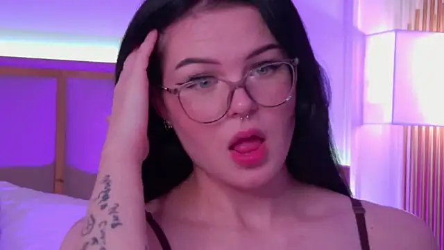 CindyMil Live XXX-chat
