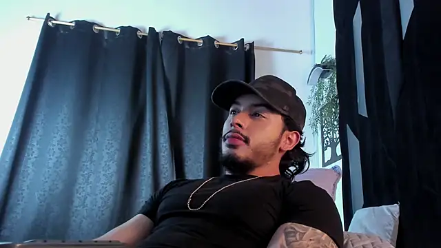 Justin_WhiteJS লাইভ XXX চ্যাট