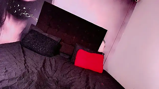 Chat +18 de EVILCHERRIES_S7 ao vivo