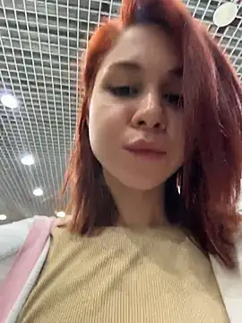 RosieSecret Adlı Modelin Canlı XXX Sohbeti