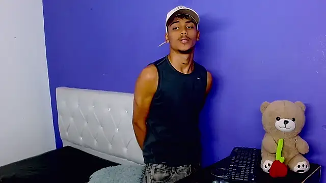 Онлайн чат XXX Angel_foxc13