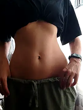 Chat +18 de Aashikalaa ao vivo