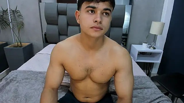 Charlie___Musk XXX чат на живо