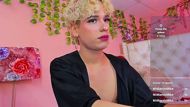 Онлайн чат XXX valentinee_xo