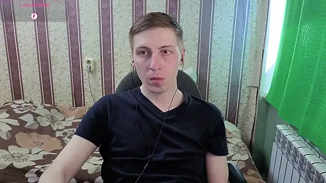Darien_Brown élő XXX-chatje