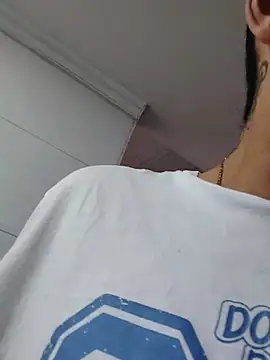 Tiger_cryad Chat XXX live