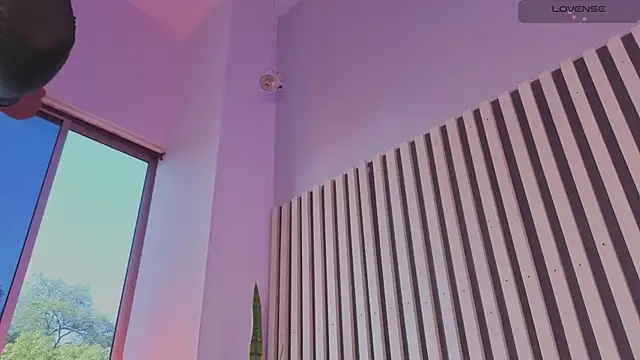 Ariana_klarts' Live XXX Chat