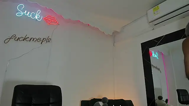 Rpoolrboy 라이브 XXX 채팅