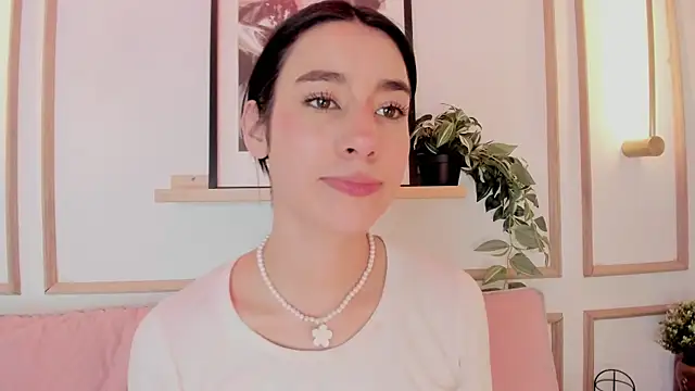 XXX chat uživo modela Nanami_