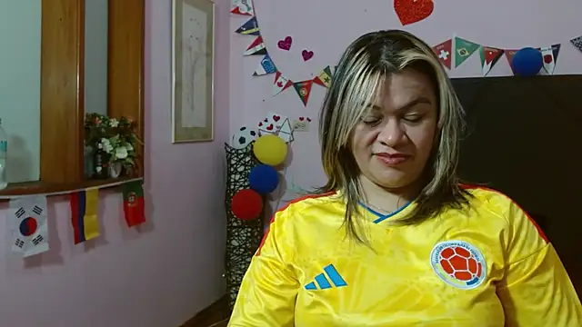 دردشة pamela_echeverria الجنسية المباشرة