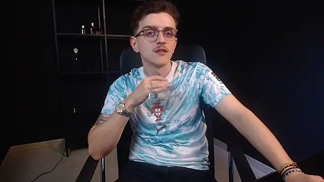 FelixStarkk 现场XXX聊天