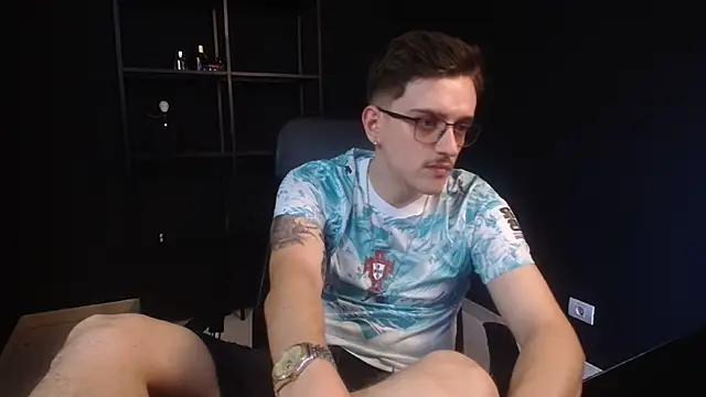 Chat XXX en directo de FelixStarkk