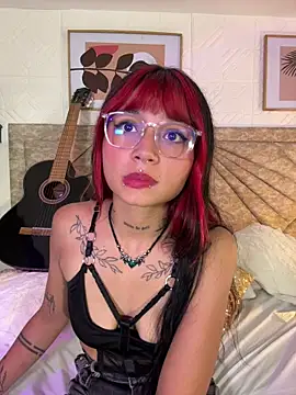 Emma_duff Adlı Modelin Canlı XXX Sohbeti