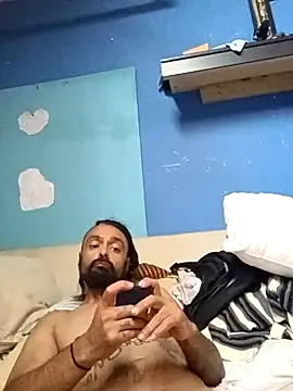Clu83 Live XXX Chat