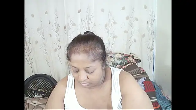 Indiantashan Live XXX chat