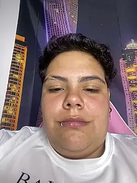 Chat XXX en directo de Hailey_Curvy