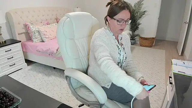 دردشة Vika73 الجنسية المباشرة