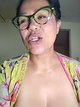 JohannaLuxe's Live XXX Chat