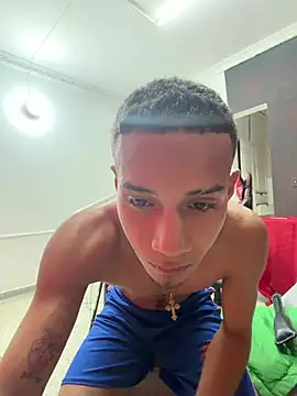 friends_lust_latin's Live XXX Chat