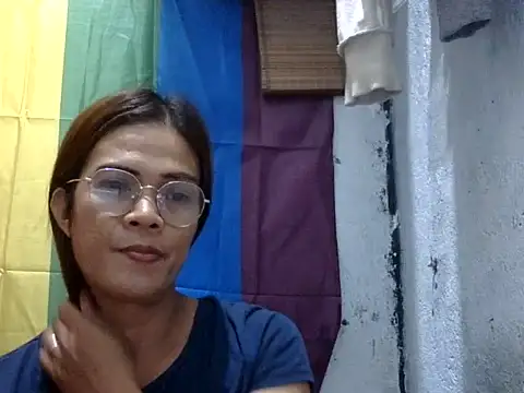 juicycum069's Live XXX Chat