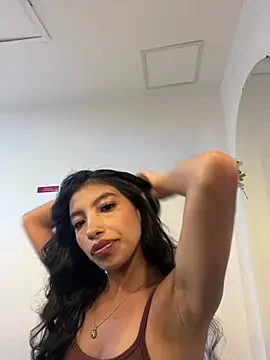 Tiffany_Low Live XXX-chat