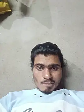 Yash_Sharma18: απευθείας συνομιλία ΧΧΧ