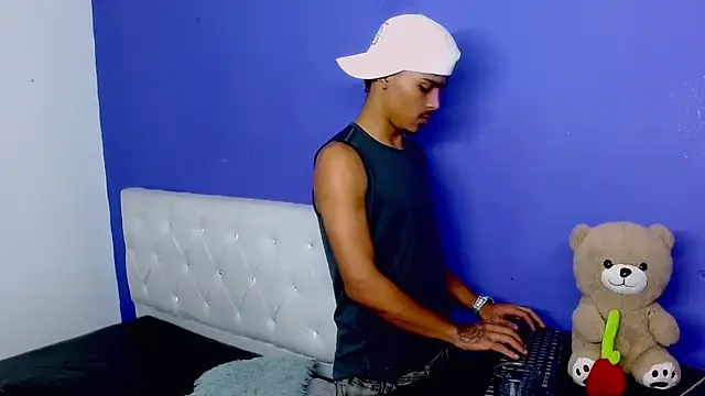 Chat XXX ao vivo de Angel_foxc13
